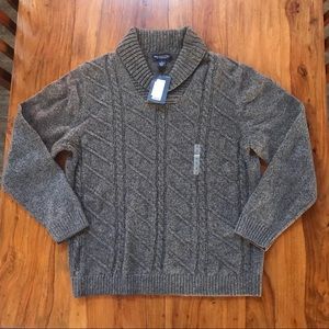 NWT Roundtree & Yorke Pull Over Sweater